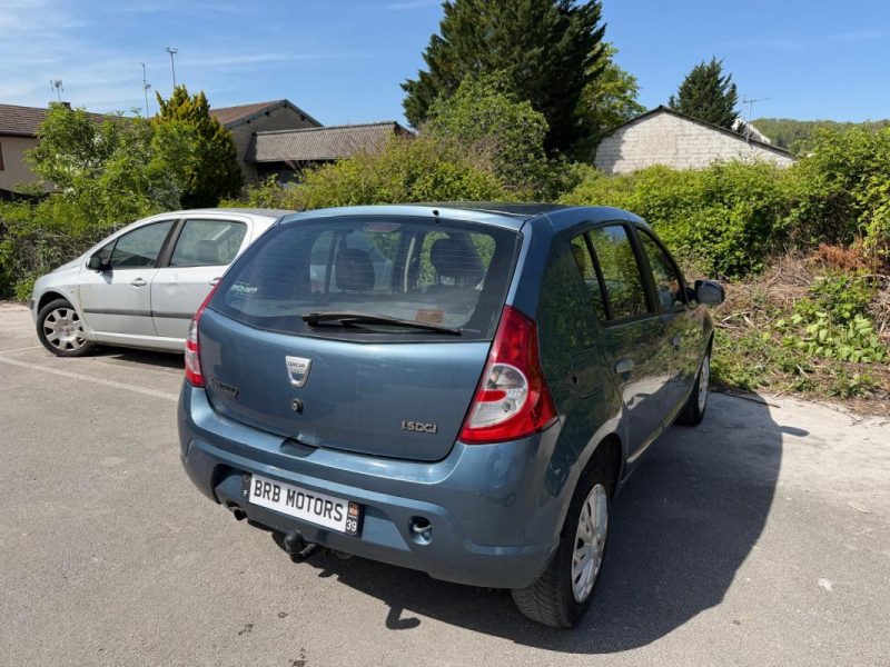 DACIA SANDERO 1.5 DCI 70 LAUREATE 2009