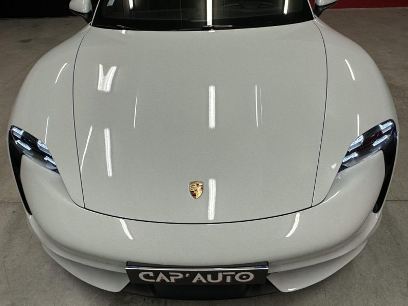 PORSCHE TAYCAN TURBO - 1ère Main - Excellent état - CT VIERGE -