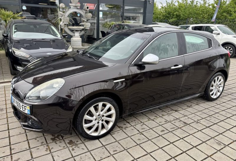 ALFA ROMEO GIULIETTA 1.4i 170CH TURBO TURISMO E85 2010