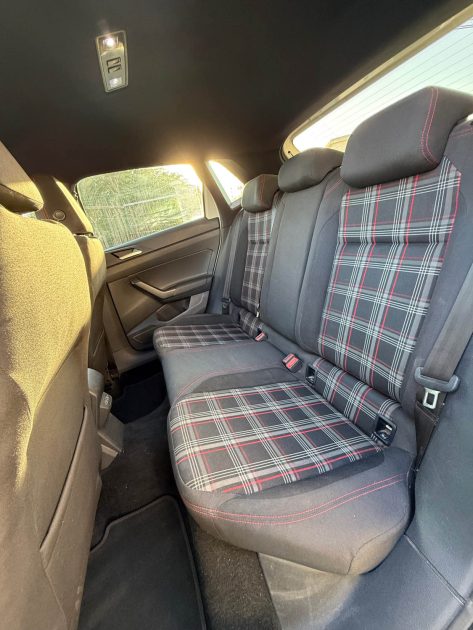 VOLKSWAGEN POLO GTI 200 DSG6  