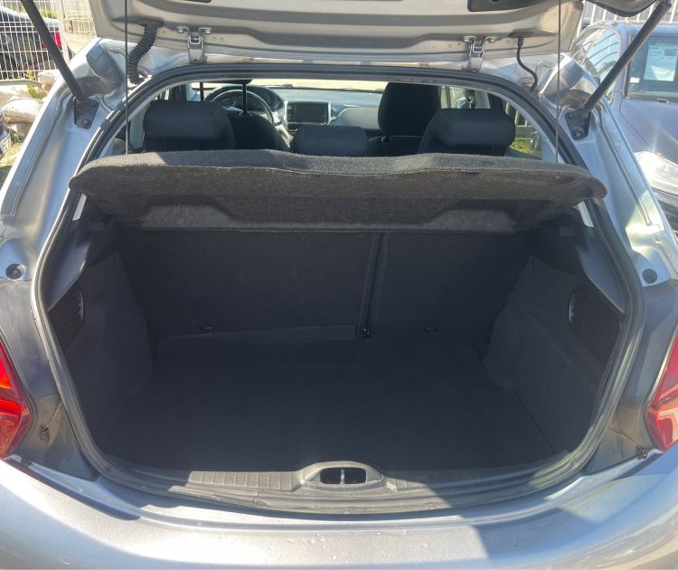 Peugeot 208 1.5 HDI 100 Ch Garantie