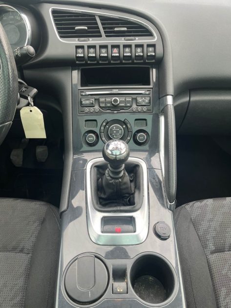 Peugeot 3008 1.6 HDI 110 Ch Feline Garantie