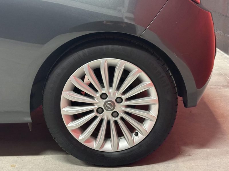 OPEL ADAM 1.4 TWINPORT 87CH GLAM - Très bon état - Garantie 6 mois - Chaine de distribution - 