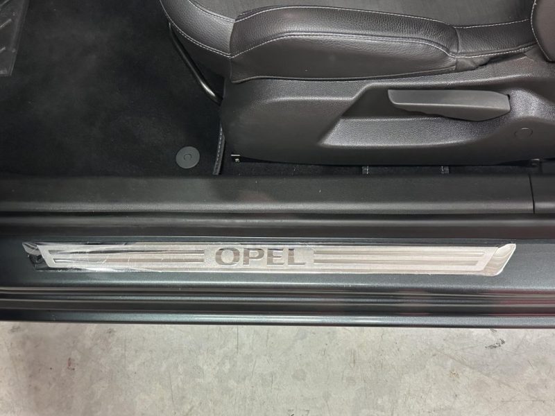 OPEL ADAM 1.4 TWINPORT 87CH GLAM - Très bon état - Garantie 6 mois - Chaine de distribution - 