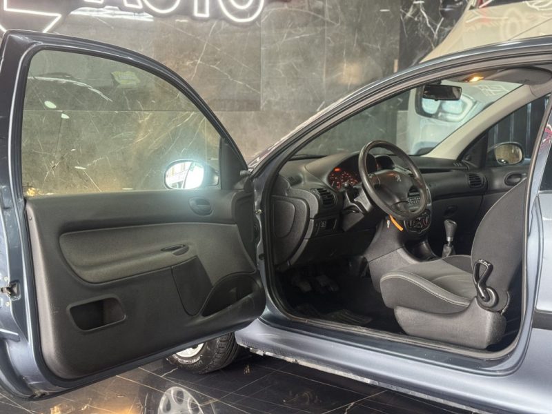 PEUGEOT 206 3 PORTES (2A/C) 1.4 I 2006