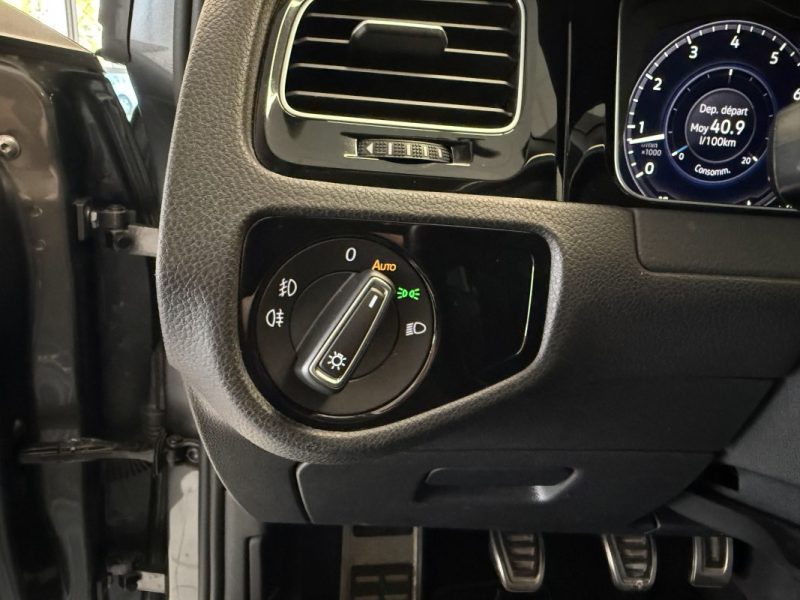 VOLKSWAGEN GOLF VII 1.5 TSI EVO 150 ch IQ.Drive Euro6d-T 5p