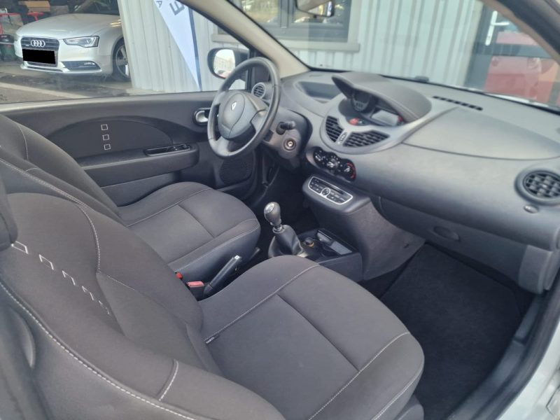 RENAULT TWINGO 1.2i  75CV II Night & Day
