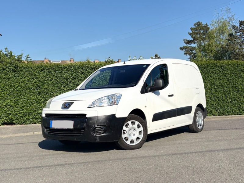 ✅ 4160€ HT Très Beau PEUGEOT PARTNER 3 PLACES 1.6 HDI PACK CLIM // Distribution à jour