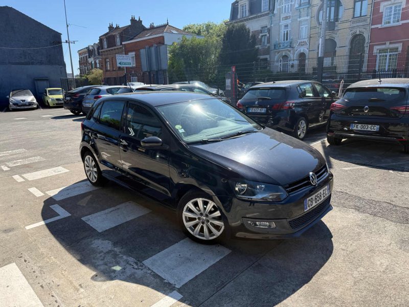 VOLKSWAGEN POLO 1.6 TDI 90 CONFORTLINE - 1ER MAIN