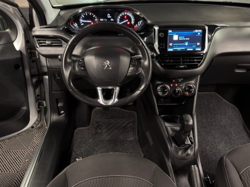 PEUGEOT 208 PHASE 2 II ALLURE 1.2 82 Cv 5 PORTES / ECRAN TACTILE CRIT AIR 1  - GARANTIE 1 AN
