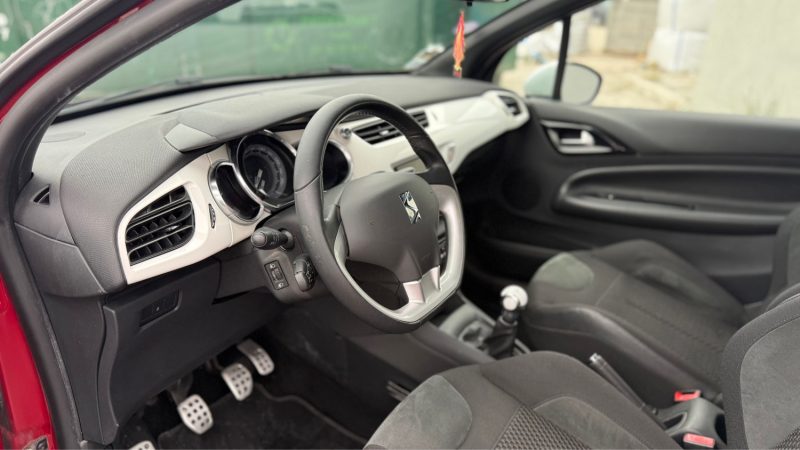 CITROEN DS3 1.2 VTI 82 CV  CHIC !! PAS DE CLIM !!! 2013