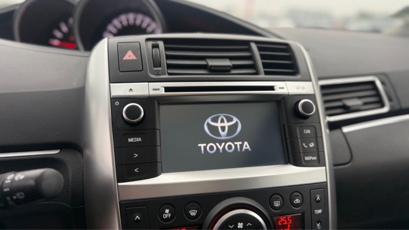 TOYOTA VERSO 1.6 112 D-4D  DESIGN 5 PLACES  2016