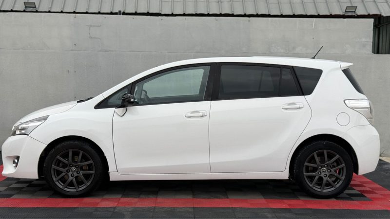 TOYOTA VERSO 1.6 112 D-4D  DESIGN 5 PLACES  2016