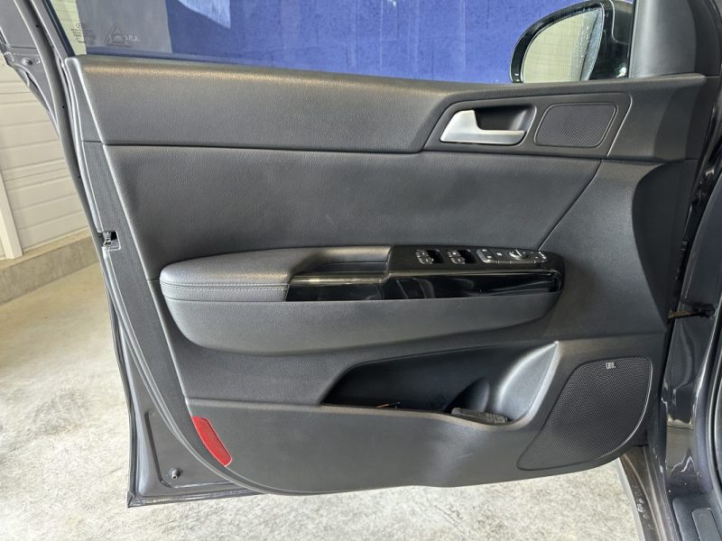 KIA SPORTAGE  1.7 CRDI 141 CH GT LINE / TOIT OUVRANT / 1ER MAIN  2018