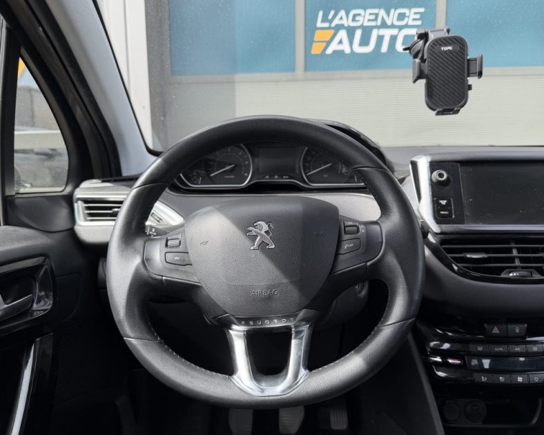 Peugeot 208 e-HDi 92ch Business Pack – Bon état - 2014 – 167 000 km – BVM5 – Gris Aluminium