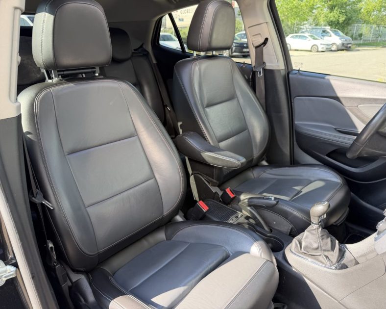 OPEL Mokka 140ch Essence - Cosmo Pack - Toit ouvrant - Caméra - Régulateur - ENTRETIEN COMPLET