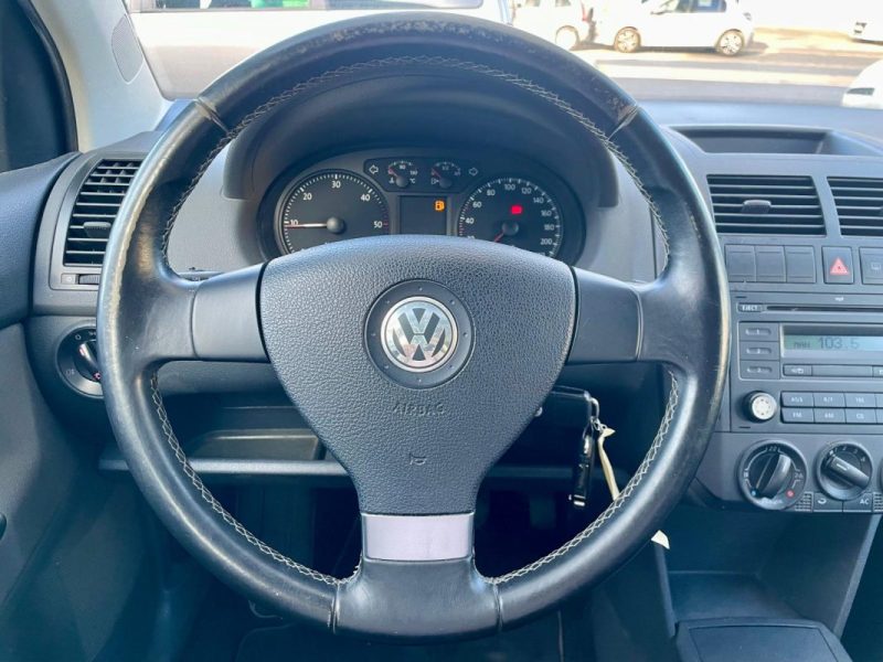 VOLKSWAGEN POLO IV TDI 80 CONFORTLINE 