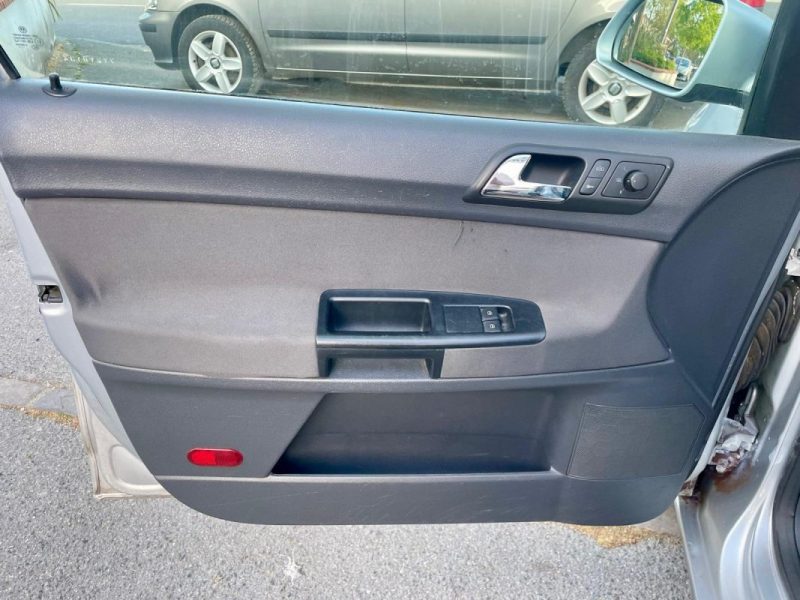 VOLKSWAGEN POLO IV TDI 80 CONFORTLINE 