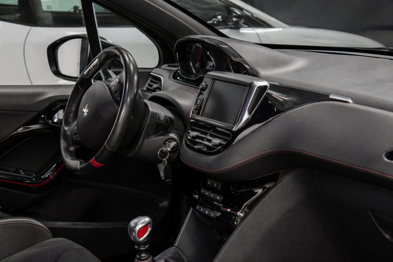 PEUGEOT 208 GTI BPS I 1.6 THP 208 I 72 500 km I Bicolore Noir Bleu I Garantie 12 mois