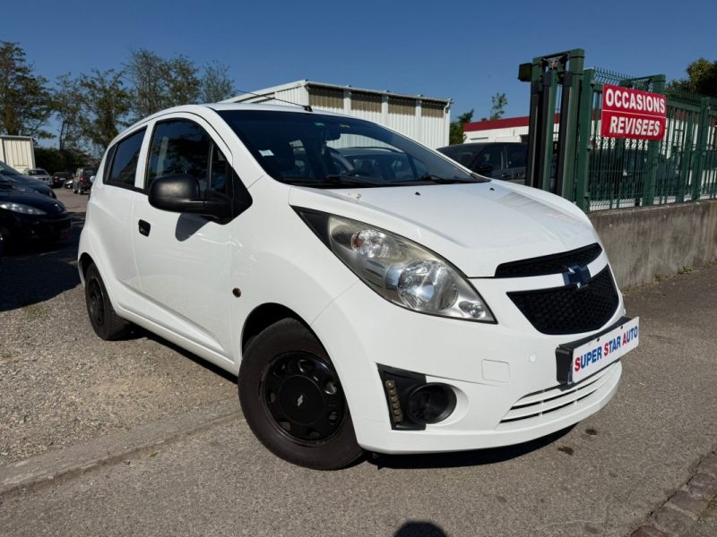 CHEVROLET SPARK 1.0i 16V 68CH SERIE SPECIALE 2011