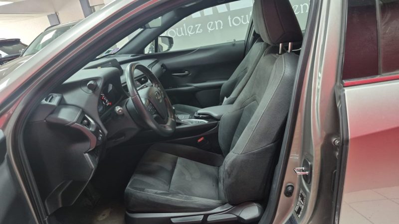 LEXUS UX 250H HYBRIDE PACK CONFORT BUSINESS STAGE/1 ERE MAIN/TVA RECUPERABLE