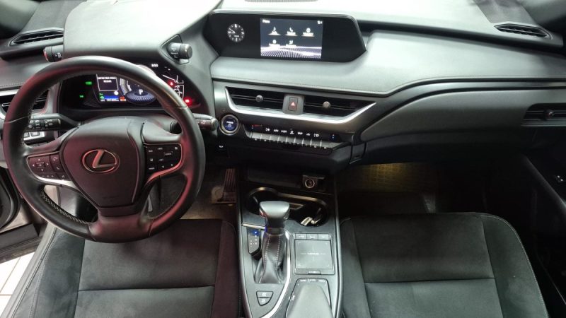 LEXUS UX 250H HYBRIDE PACK CONFORT BUSINESS STAGE/1 ERE MAIN/TVA RECUPERABLE