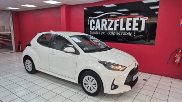 TOYOTA YARIS 4 BERLINE 116cv DYNAMIC BUSINESS 2022/1 ERE MAIN/TVA RECUPERABLE