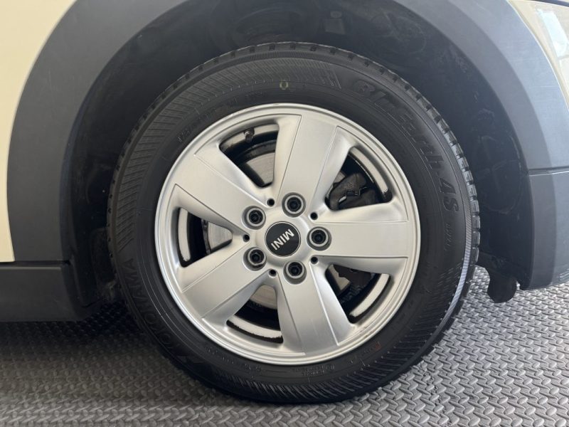 MINI MINI (F55) ONE 1,2L 102CV 2016 BVA