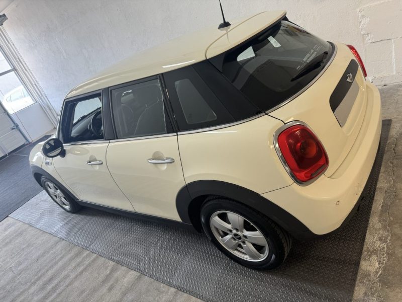 MINI MINI (F55) ONE 1,2L 102CV 2016 BVA