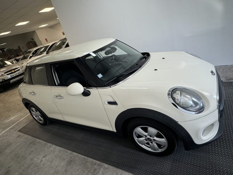 MINI MINI (F55) ONE 1,2L 102CV 2016 BVA