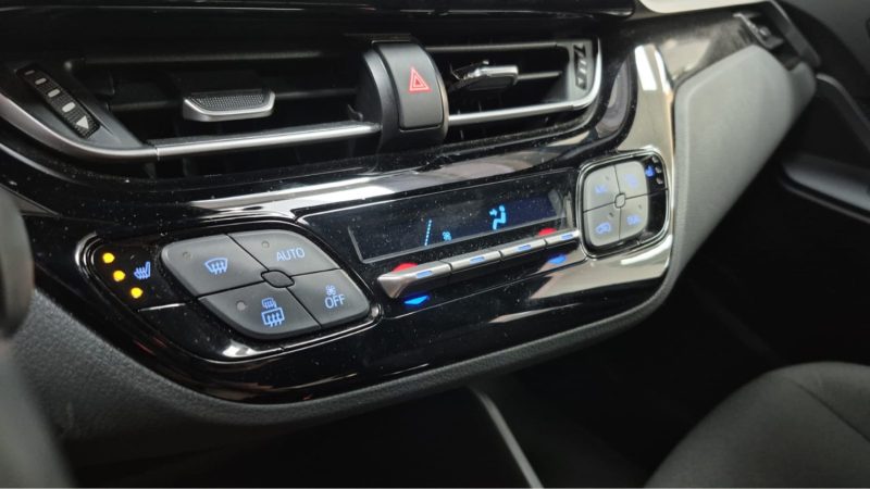 TOYOTA C-HR PHASE 2 SUV HYBRIDE 122cv DYNAMIC BUSINESS/1 ERE MAIN/TVA RECUPERABLE