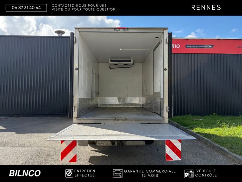 PRIX AFFICHÉ TTC Iveco Daily 6 35-C14 2.3D / Frigorifique / Thermo King V-300 Max / Hayon Dhollandia