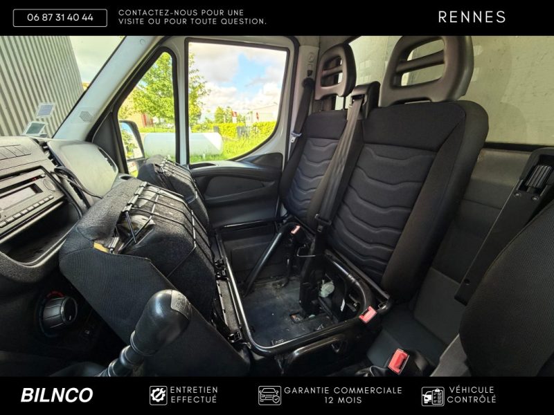 PRIX AFFICHÉ TTC Iveco Daily 6 35-C14 2.3D / Frigorifique / Thermo King V-300 Max / Hayon Dhollandia