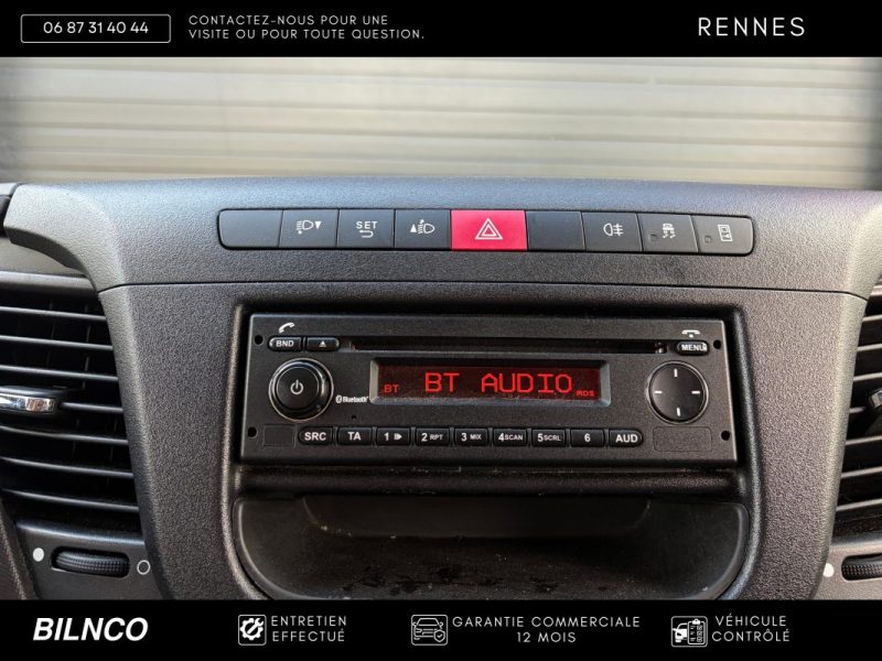 PRIX AFFICHÉ TTC Iveco Daily 6 35-C14 2.3D / Frigorifique / Thermo King V-300 Max / Hayon Dhollandia