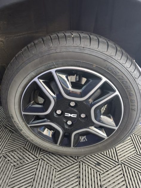 DACIA SPRING 45Cv 100% électrique 1er MAIN 2023