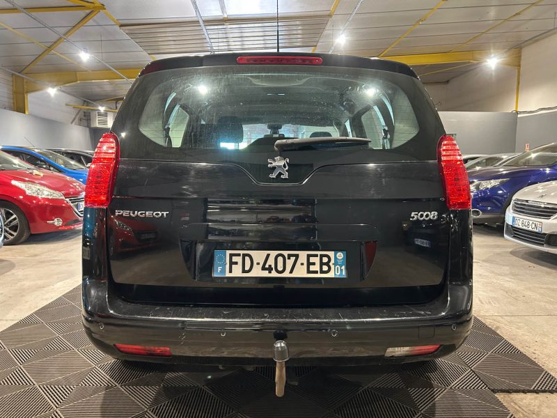 PEUGEOT 5008 2.0 HDI 150CH  