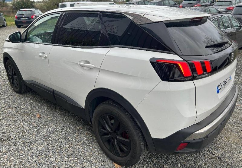 PEUGEOT 3008 1.5 BLUE HDI TURBO  2018