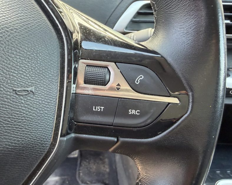 Peugeot 5008 II 130ch Access – 2019 - SOUS GARANTIE – 7 places – Attelage