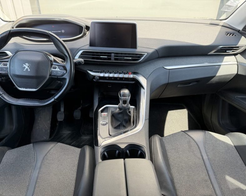Peugeot 5008 II 130ch Access – 2019 - SOUS GARANTIE – 7 places – Attelage