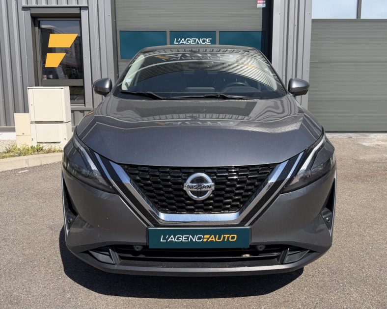NISSAN Qashqai 140ch Mild Hybrid N-Connecta - Caméra 360° - Entretien Complet -  FAIBLE KILOMETRAGE