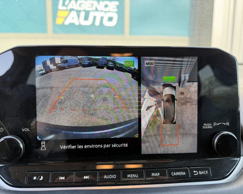 NISSAN Qashqai 140ch Mild Hybrid N-Connecta - Caméra 360° - Entretien Complet -  FAIBLE KILOMETRAGE