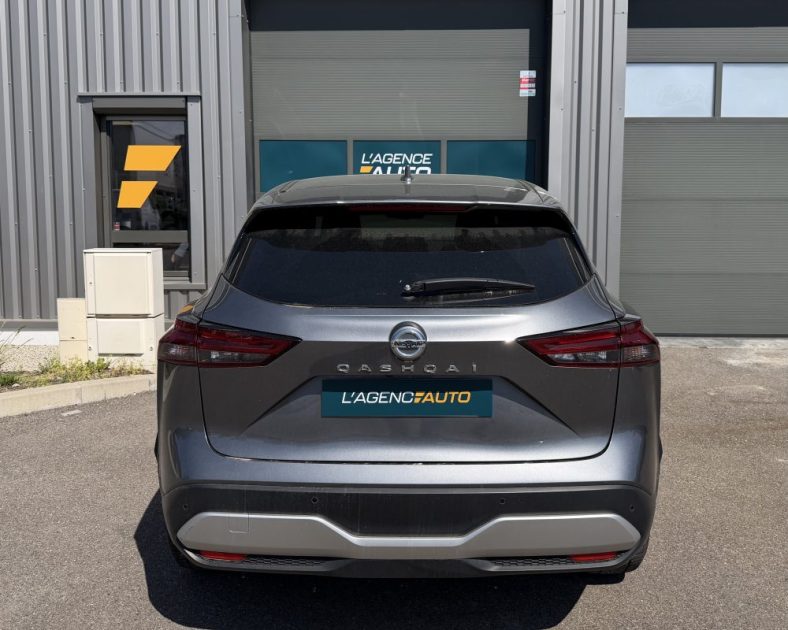 NISSAN Qashqai 140ch Mild Hybrid N-Connecta - Caméra 360° - Entretien Complet -  FAIBLE KILOMETRAGE