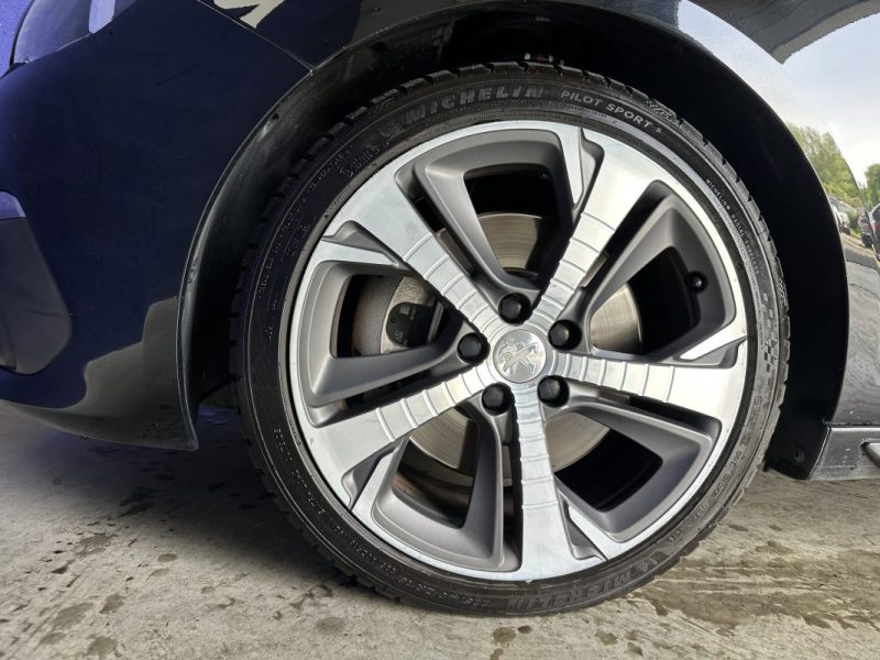 PEUGEOT  308 1.6 THP 225 CH EAT 8 / 1ER MAIN  2019
