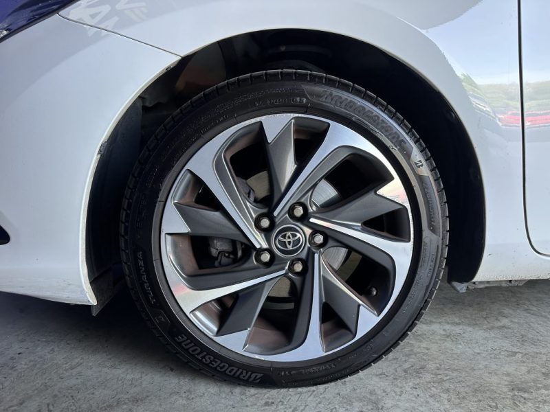 TOYOTA AURIS HYBRIDE 1.8 I 136 CH DESIGN / 1ER MAIN  2018