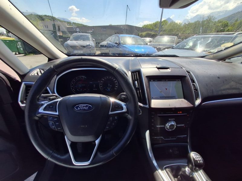 FORD S-MAX 2.0 TDCI 150 CV TITANIUM TOIT PANORAMIQUE 7 PLACES 