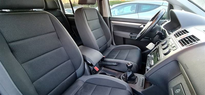 Volkswagen Touran (1T) phase 2 1.9L TDi 105cv Freestyle 5 places