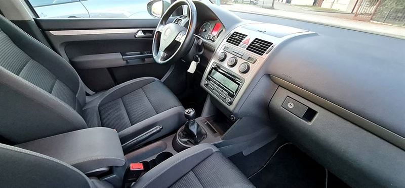 Volkswagen Touran (1T) phase 2 1.9L TDi 105cv Freestyle 5 places