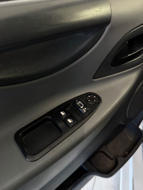 PEUGEOT EXPERT 227 L1H1 1.6 HDI 90cv - CONFORT - 165.000km