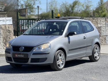 VOLKSWAGEN POLO 1,4L 80 CV  Boite Auto / Paiement 4X ou 10X Possible