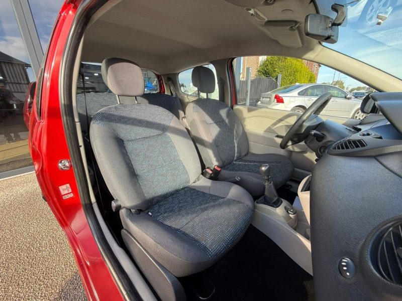 Renault Twingo II 1.2 60Ch Authentique